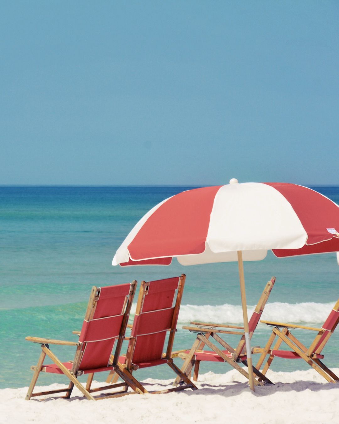 5 Eco-Friendly Beach Essentials You Need for Your Next Adventure